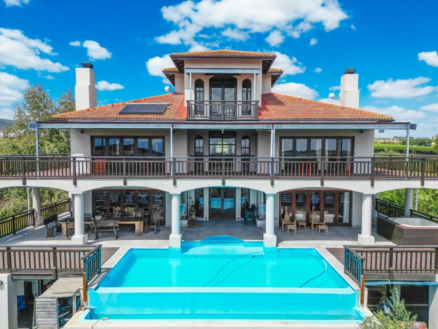 7 Bedroom Property for Sale in Windmeul Western Cape